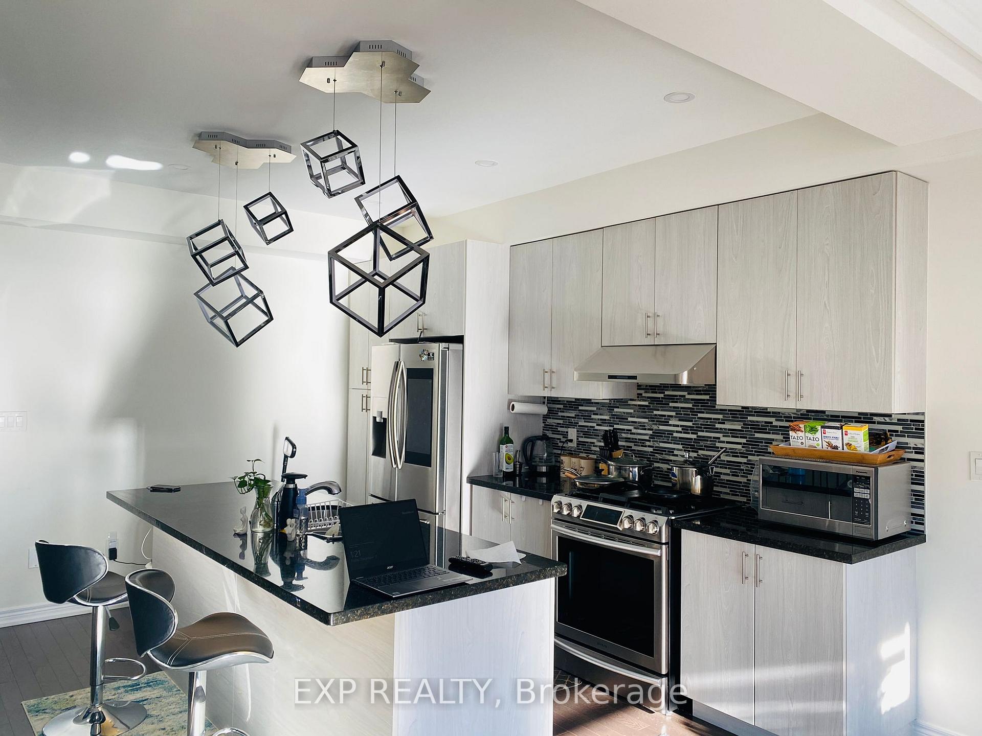 Photo 1 of 1394 Farmstead Drive, Milton, Ford — HOMEH