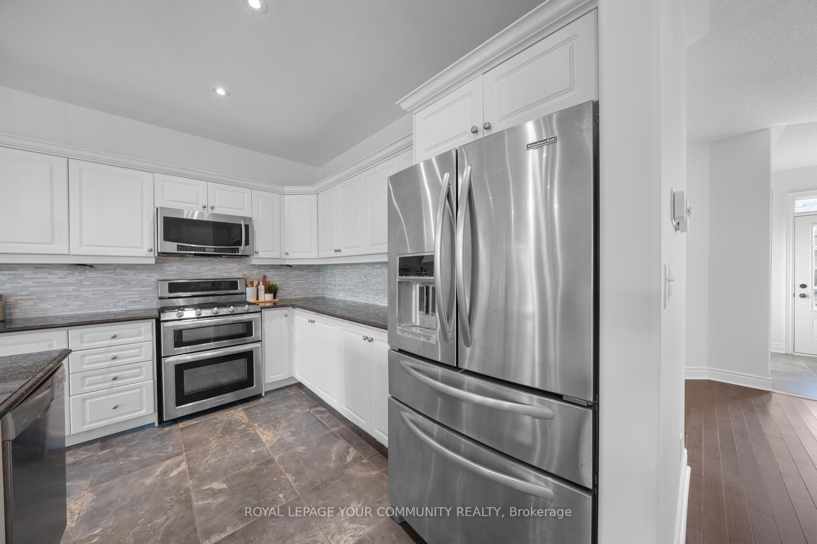 Photo 8 of 124 Bowen Drive, Peterborough, Northcrest Ward 5 — HOMEH