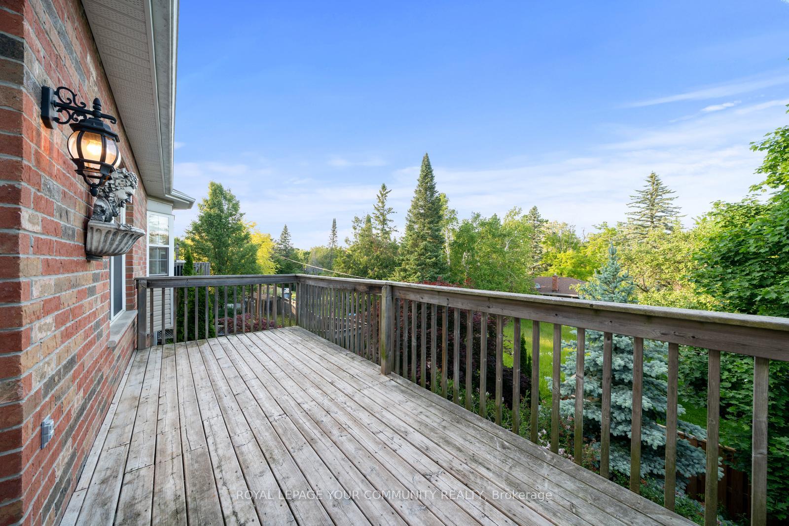 Photo 15 of 124 Bowen Drive, Peterborough, Northcrest Ward 5 — HOMEH