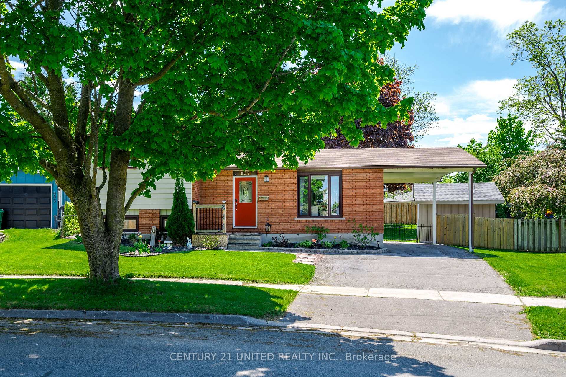 Photo 2 of 807 Terrace Road, Peterborough, Ashburnham Ward 4 — HOMEH