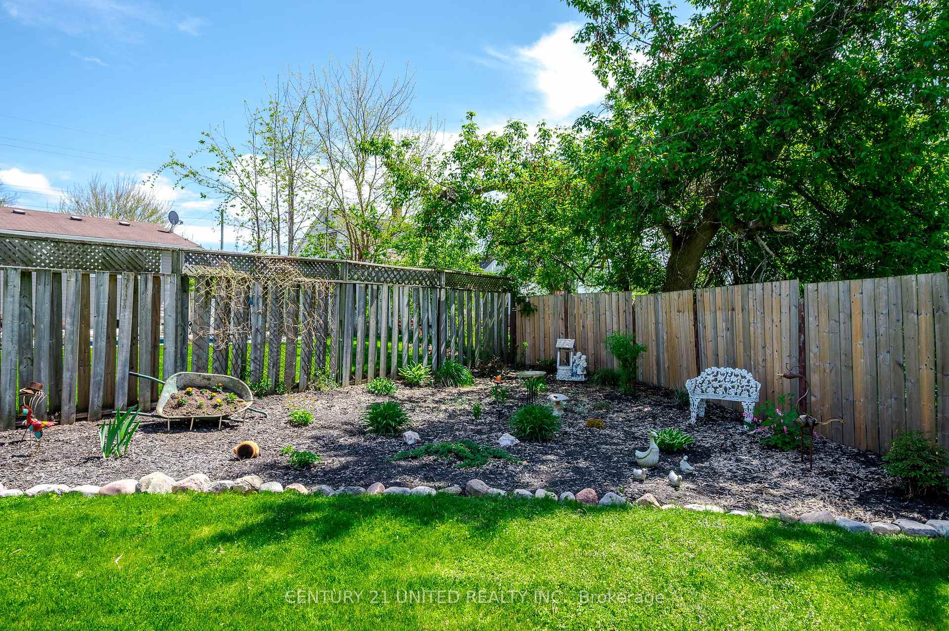 Photo 36 of 807 Terrace Road, Peterborough, Ashburnham Ward 4 — HOMEH