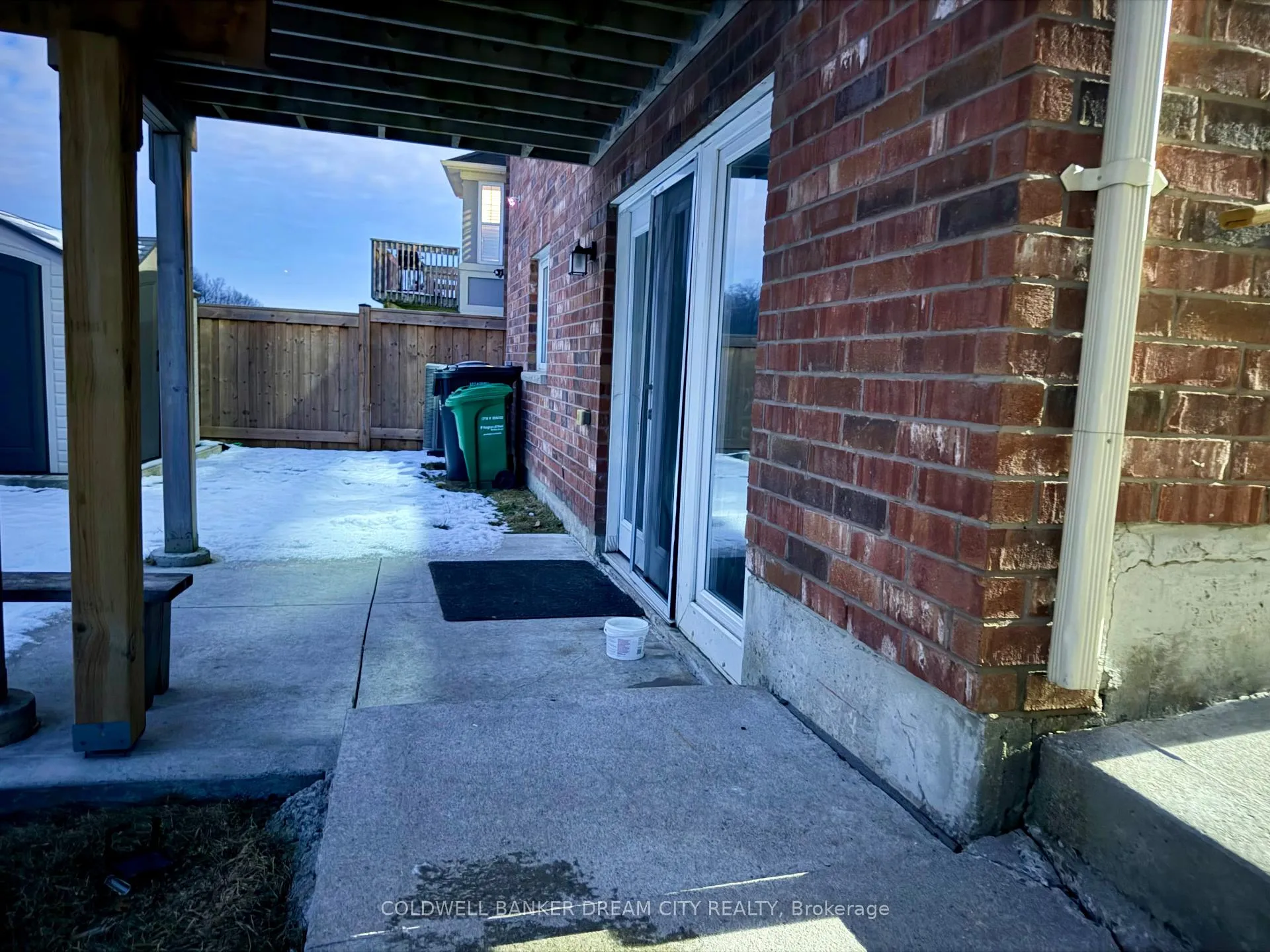 Photo 10 of 44 Mincing Trail, Brampton, Northwest Brampton — HOMEH