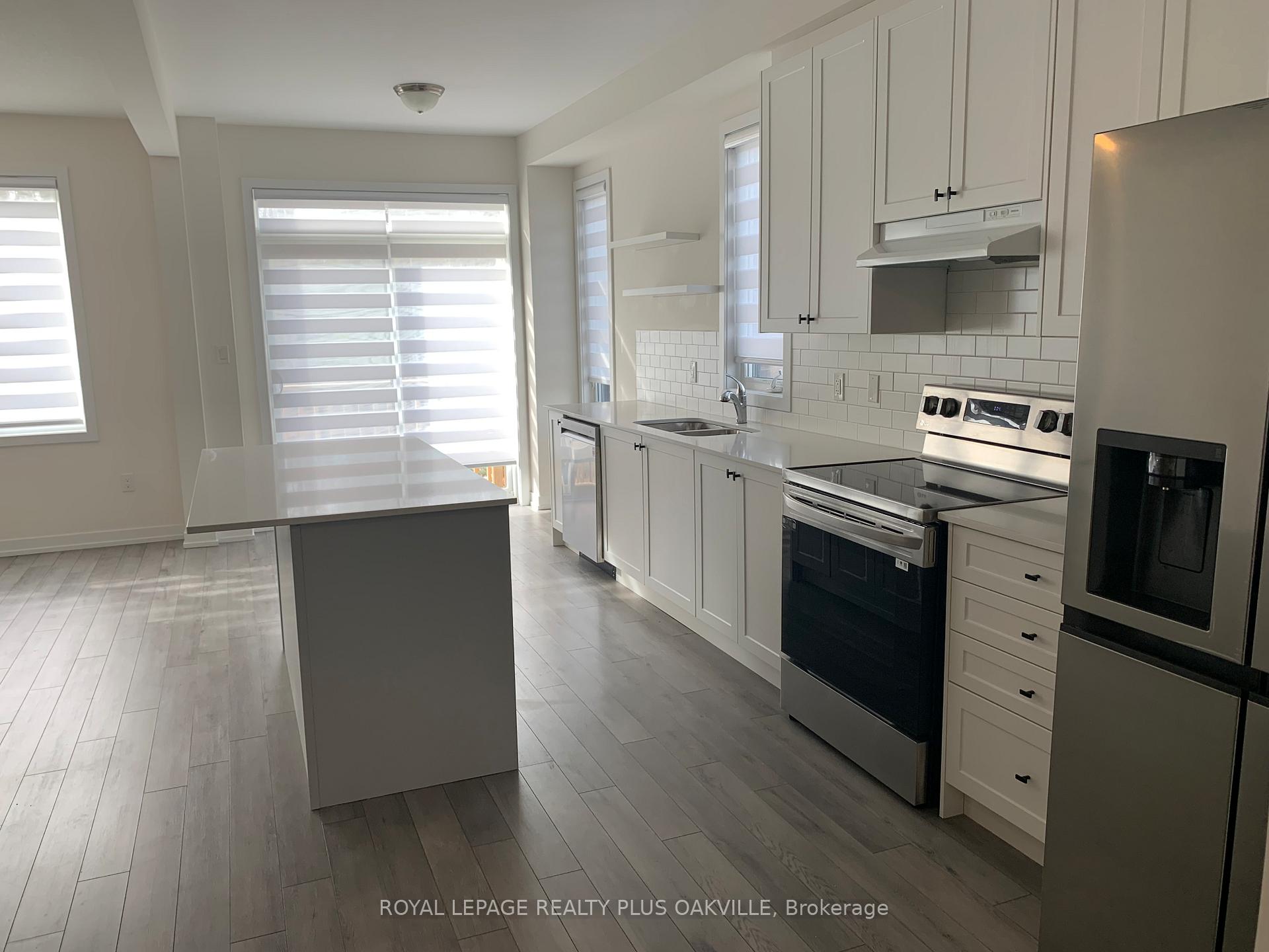 Photo 9 of 1430 Rose Way, Milton, Cobban — HOMEH