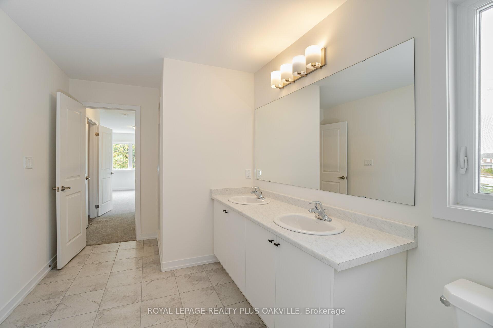 Photo 26 of 1430 Rose Way, Milton, Cobban — HOMEH