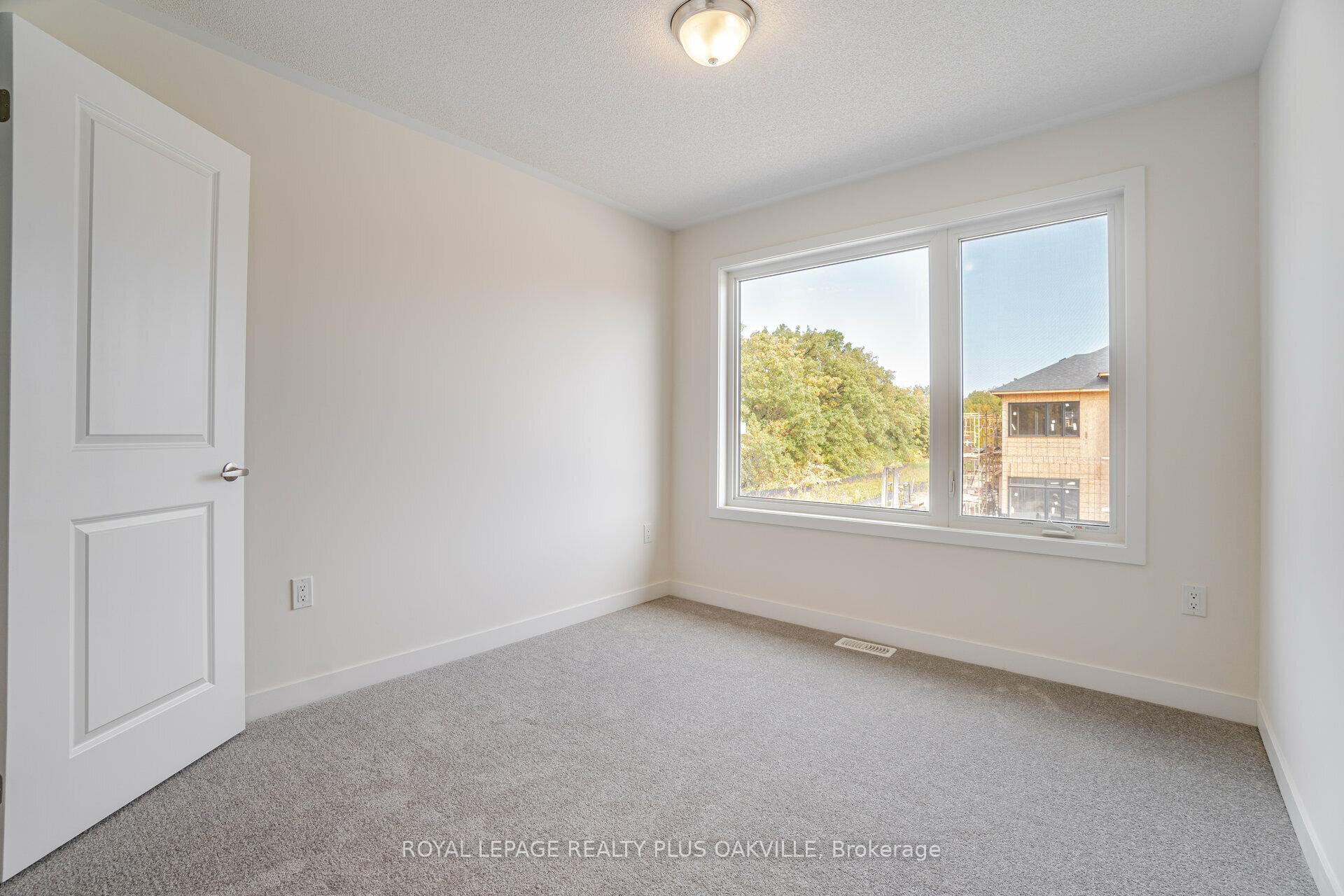 Photo 32 of 1430 Rose Way, Milton, Cobban — HOMEH