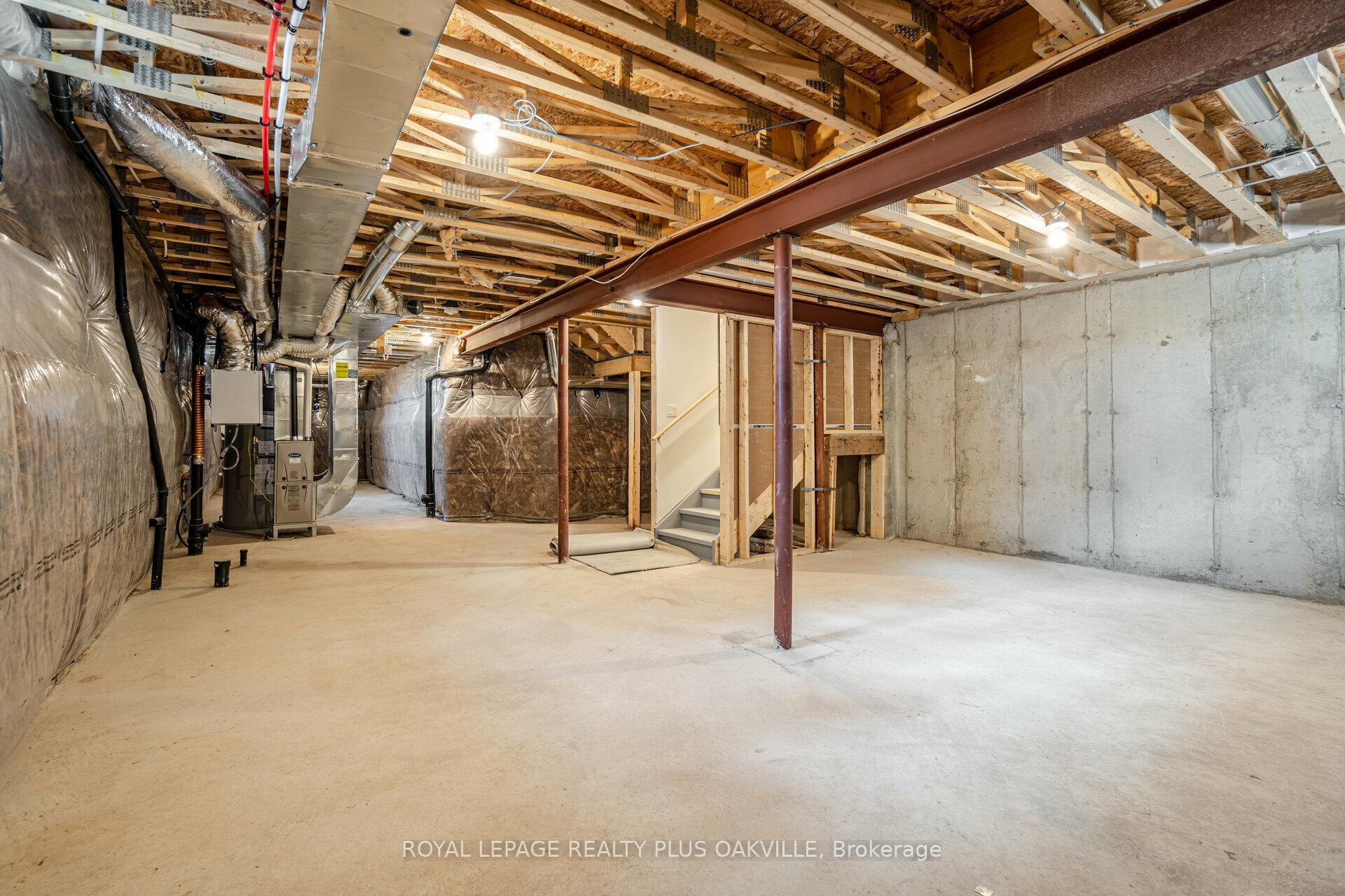 Photo 36 of 1430 Rose Way, Milton, Cobban — HOMEH
