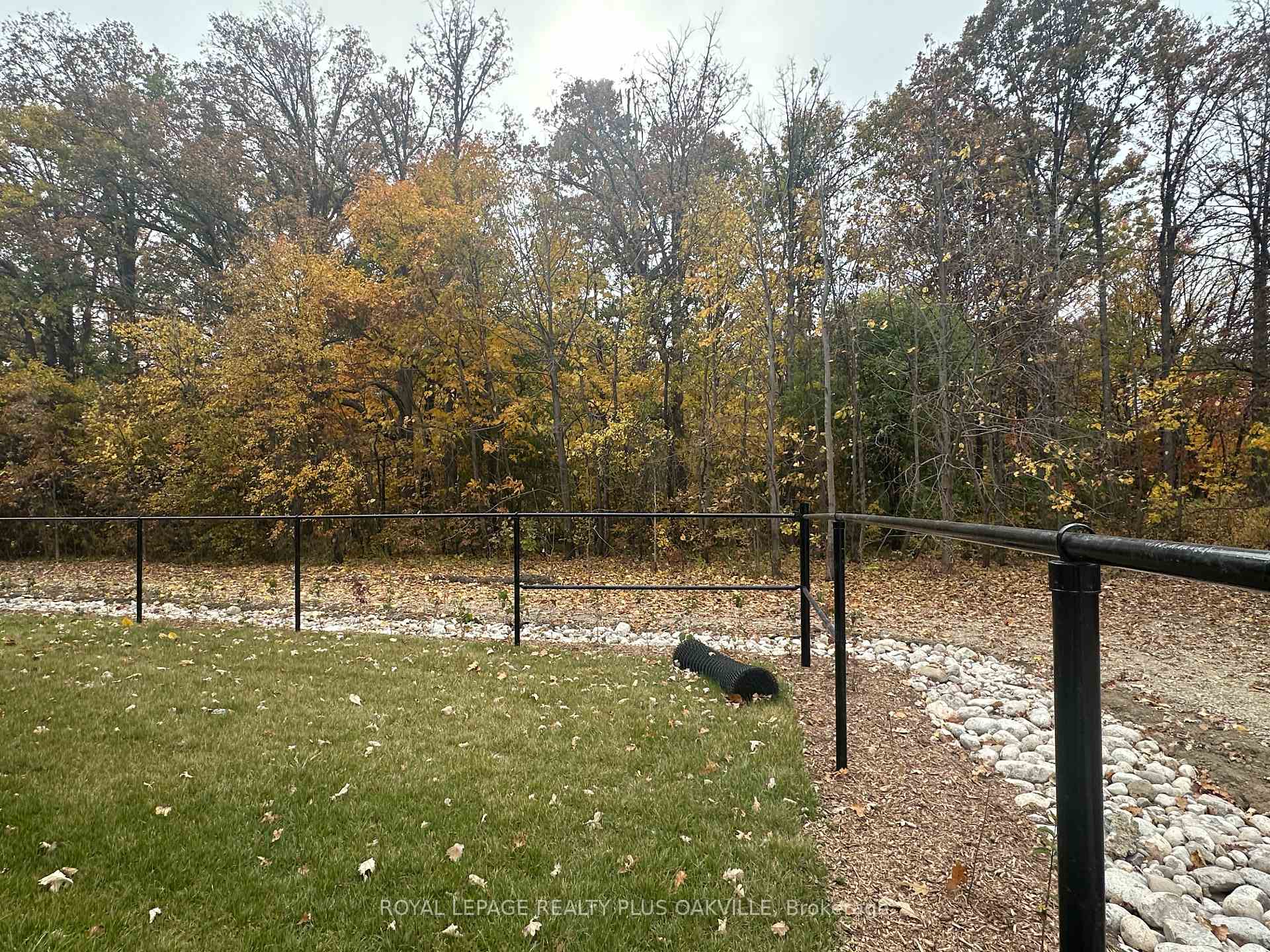 Photo 38 of 1430 Rose Way, Milton, Cobban — HOMEH