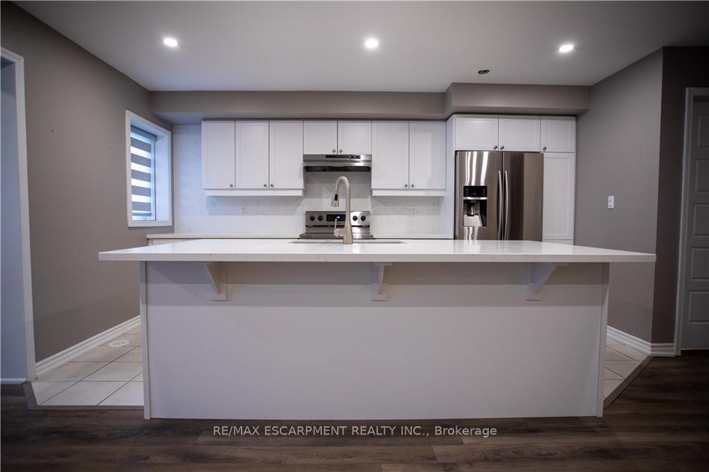 Photo 9 of 560 Allport Gate, Milton, Clarke — HOMEH