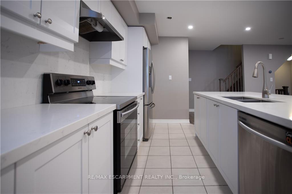 Photo 11 of 560 Allport Gate, Milton, Clarke — HOMEH