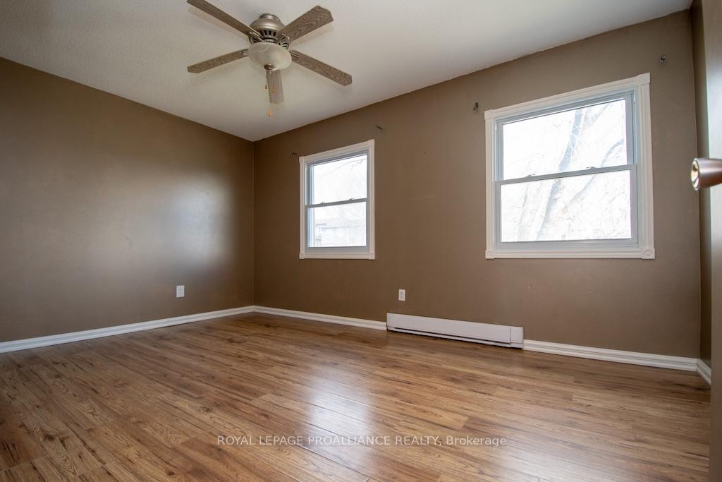 Photo 11 of 1635 Applewood Crescent, Peterborough, Monaghan Ward 2 — HOMEH