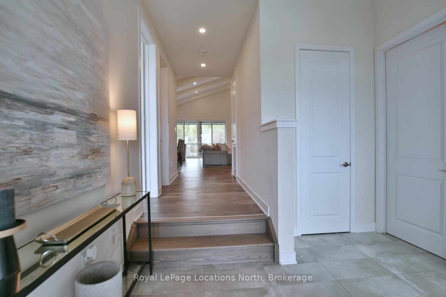 Photo 3 of 123 Stoneleigh Drive, Blue Mountains — HOMEH