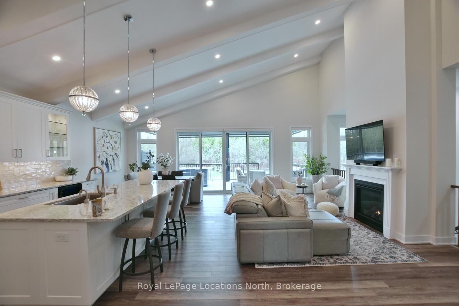 Photo 7 of 123 Stoneleigh Drive, Blue Mountains — HOMEH