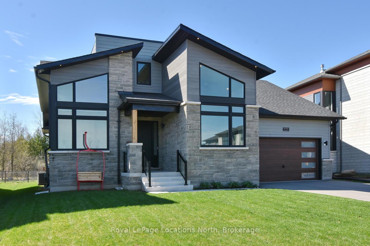 Photo 42 of 123 Stoneleigh Drive, Blue Mountains — HOMEH