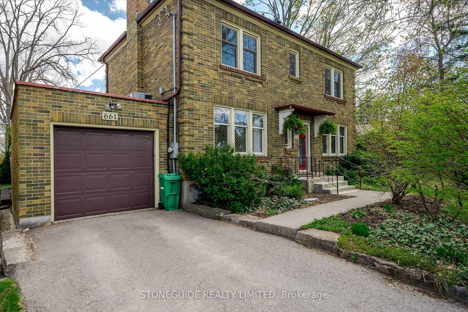 Photo 4 of 661 Weller Street, Peterborough, Town Ward 3 — HOMEH