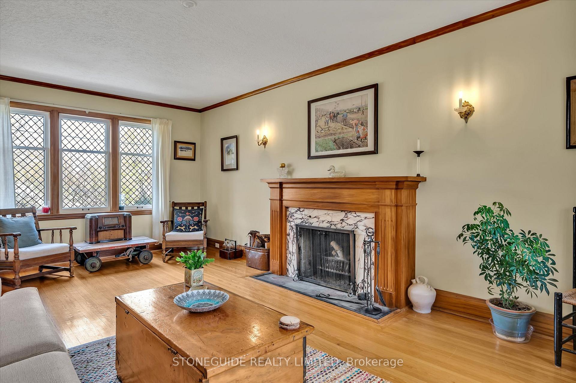 Photo 16 of 661 Weller Street, Peterborough, Town Ward 3 — HOMEH