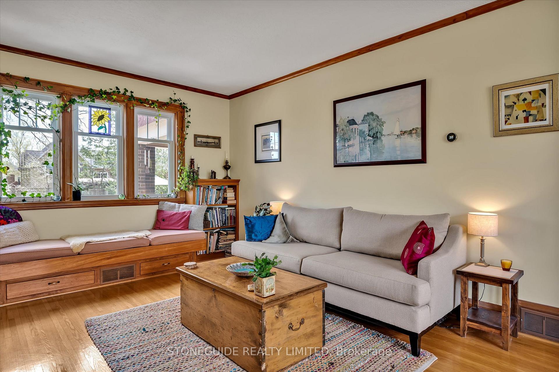Photo 19 of 661 Weller Street, Peterborough, Town Ward 3 — HOMEH
