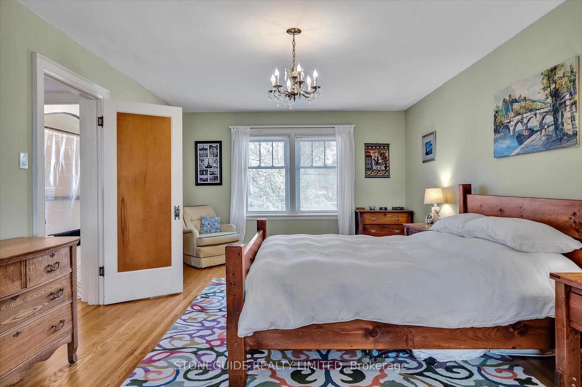Photo 22 of 661 Weller Street, Peterborough, Town Ward 3 — HOMEH