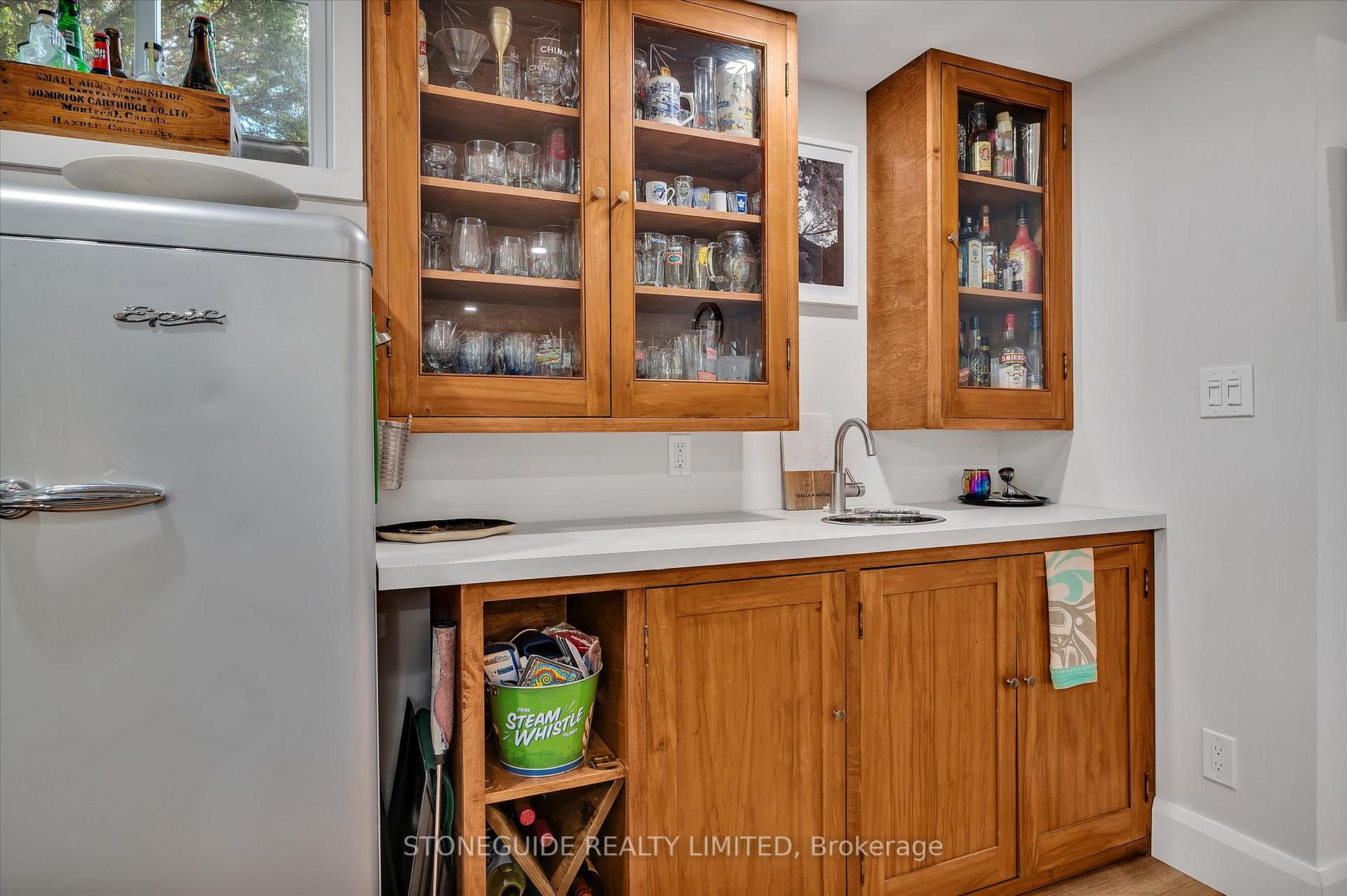 Photo 33 of 661 Weller Street, Peterborough, Town Ward 3 — HOMEH