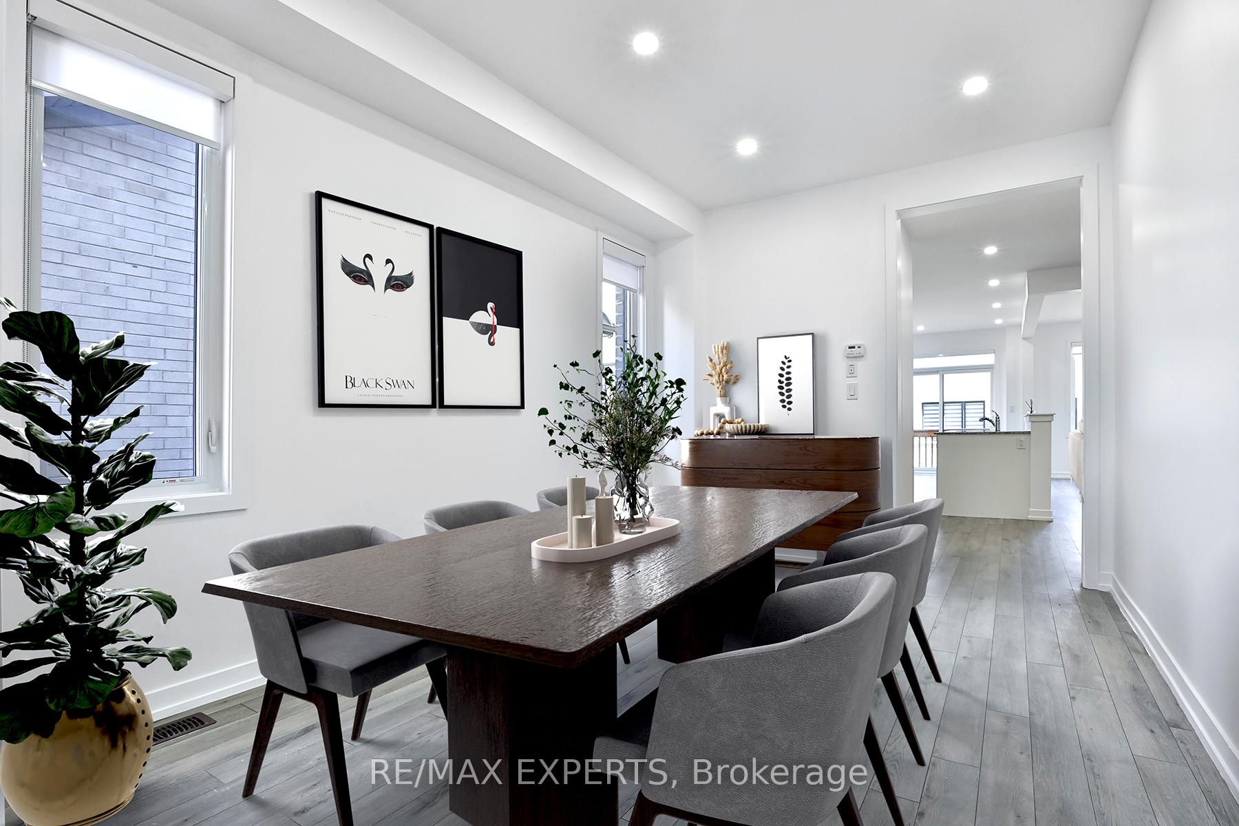 Photo 6 of 1541 Rose Way, Milton, Cobban — HOMEH