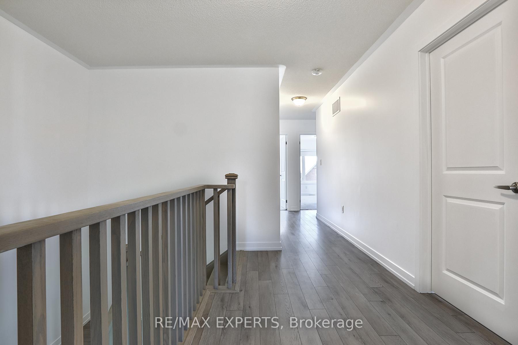 Photo 19 of 1541 Rose Way, Milton, Cobban — HOMEH