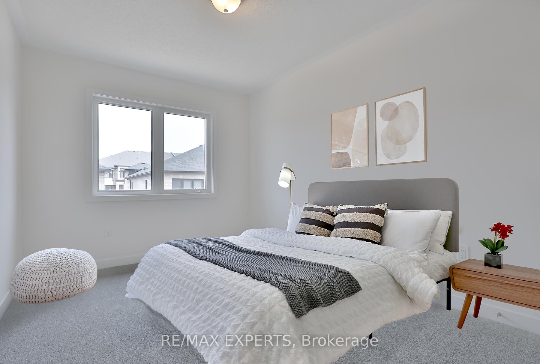 Photo 25 of 1541 Rose Way, Milton, Cobban — HOMEH