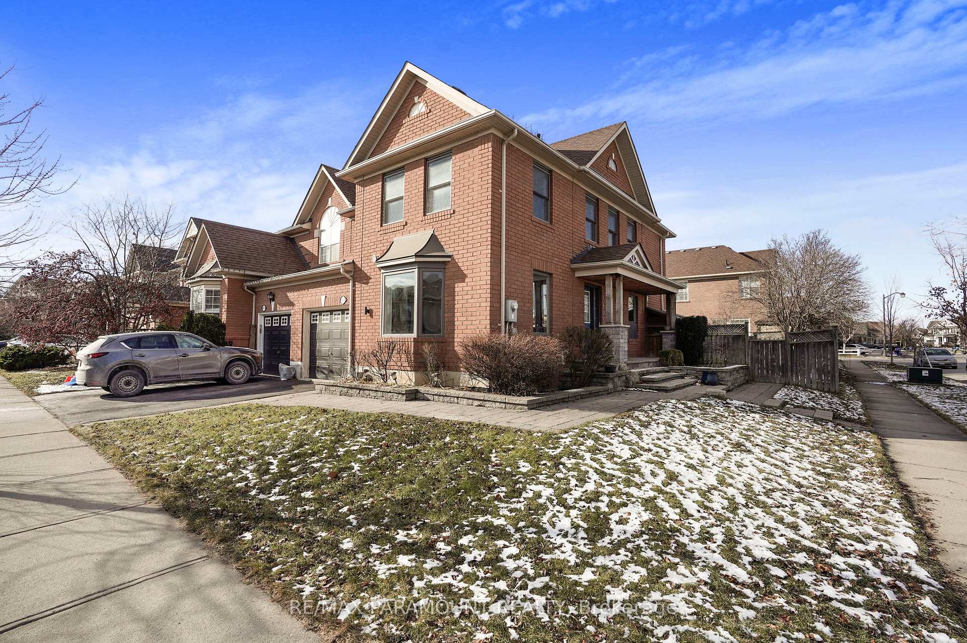Photo 3 of 1605 Gowling Terrace, Milton, Clarke — HOMEH