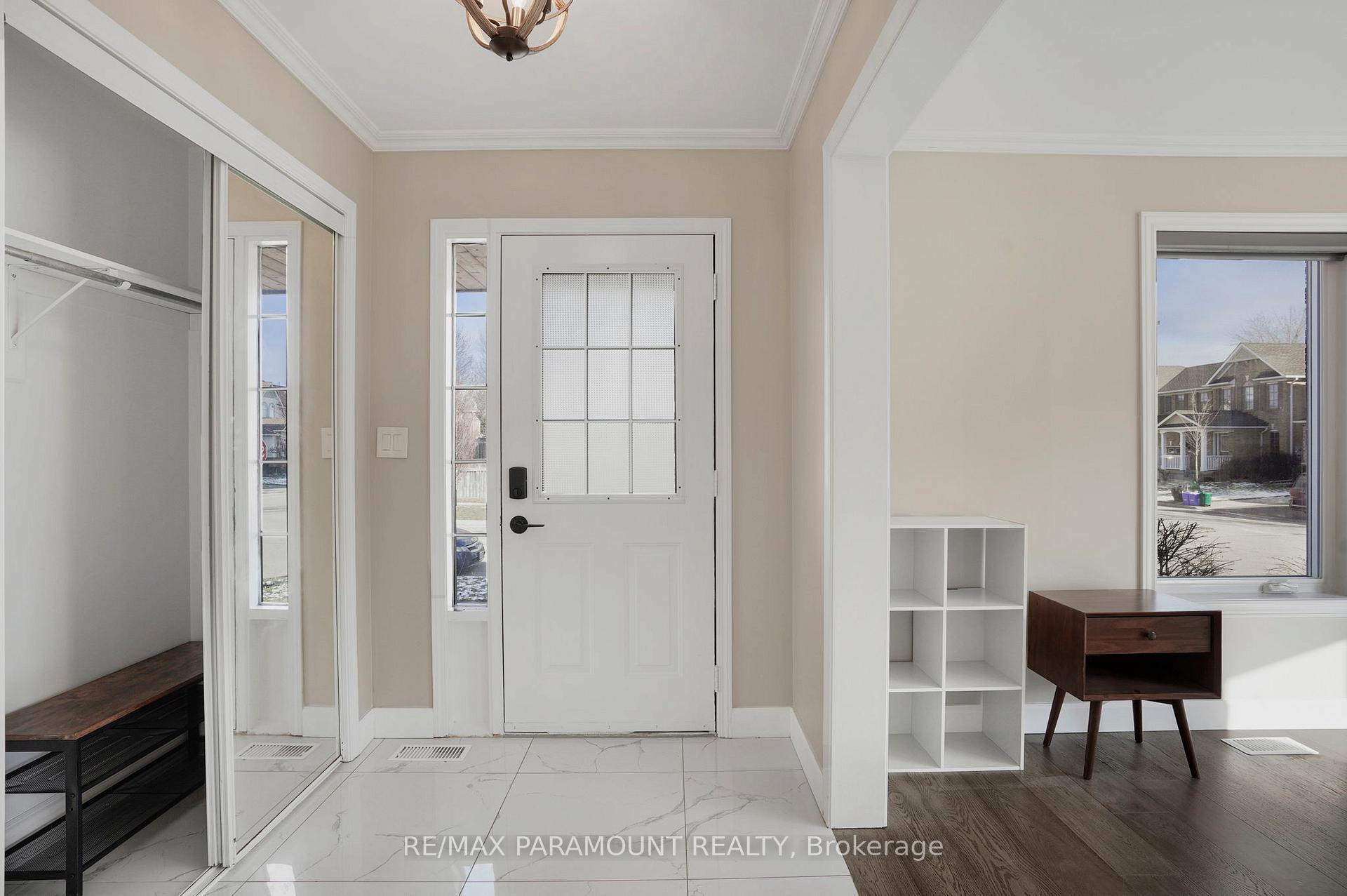 Photo 4 of 1605 Gowling Terrace, Milton, Clarke — HOMEH