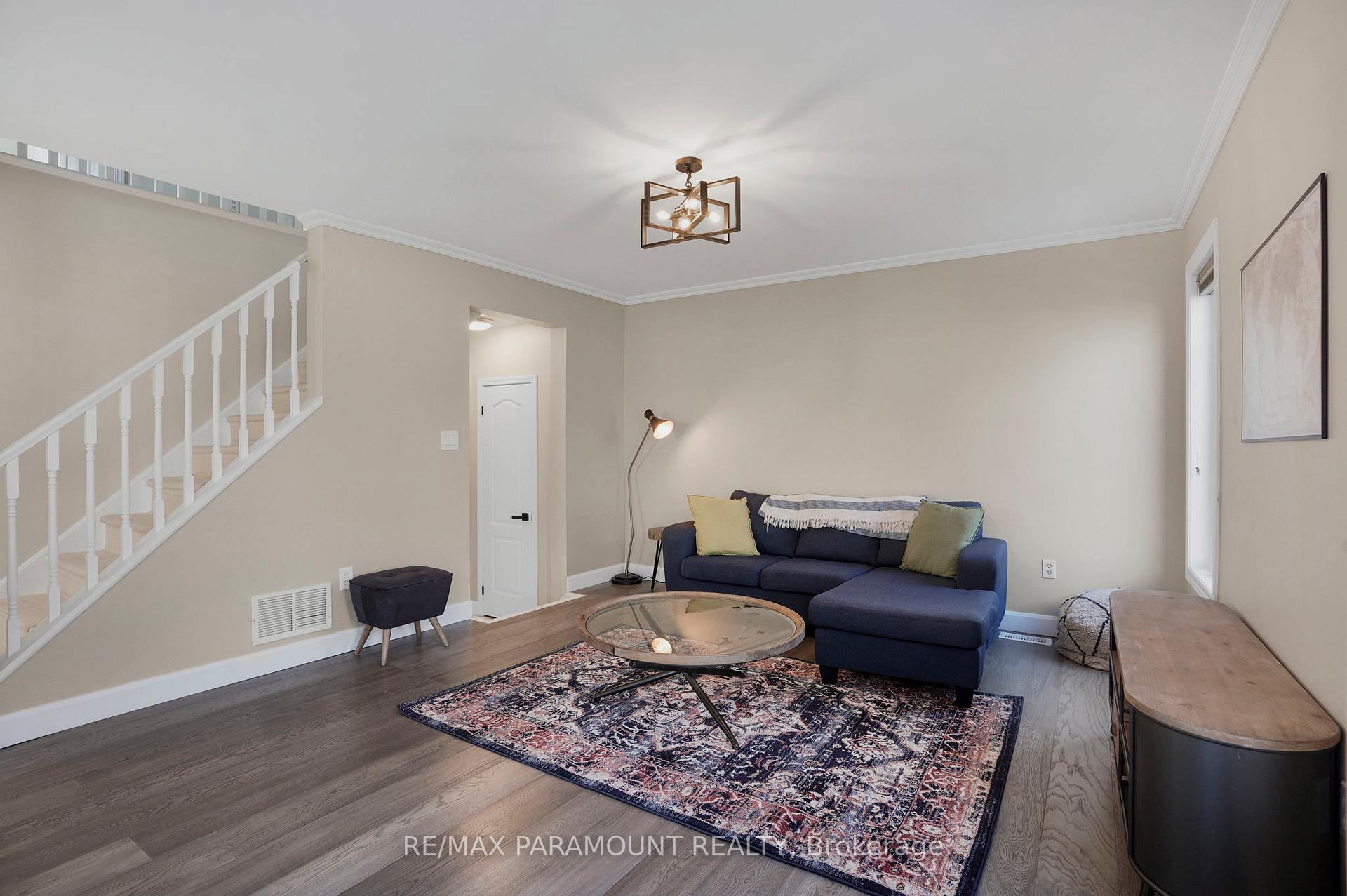 Photo 6 of 1605 Gowling Terrace, Milton, Clarke — HOMEH
