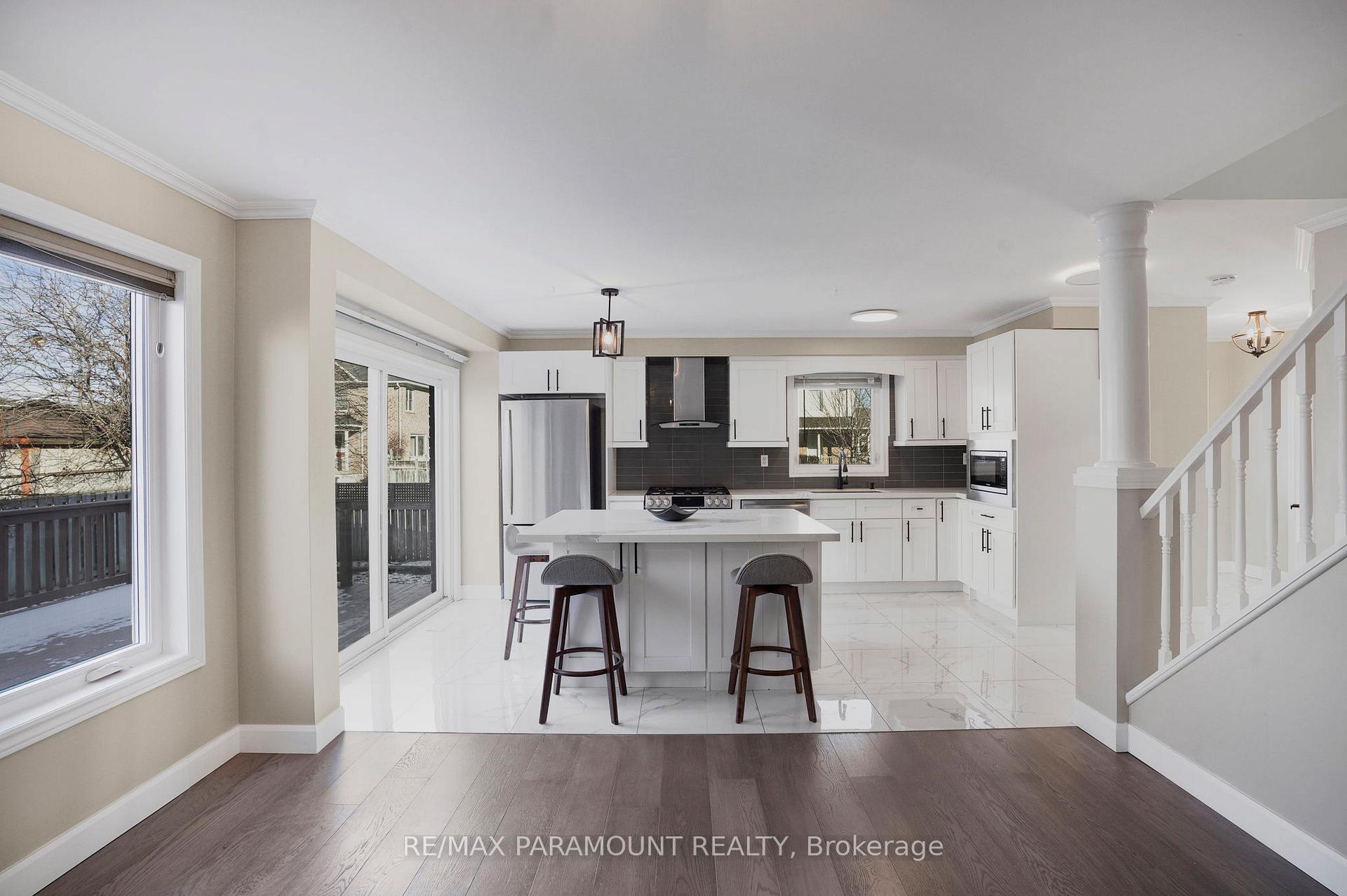 Photo 9 of 1605 Gowling Terrace, Milton, Clarke — HOMEH