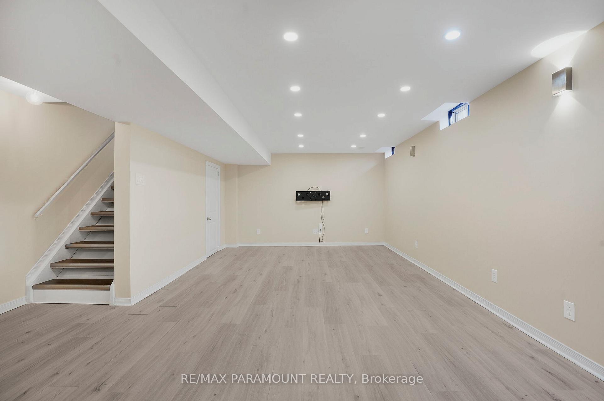 Photo 25 of 1605 Gowling Terrace, Milton, Clarke — HOMEH
