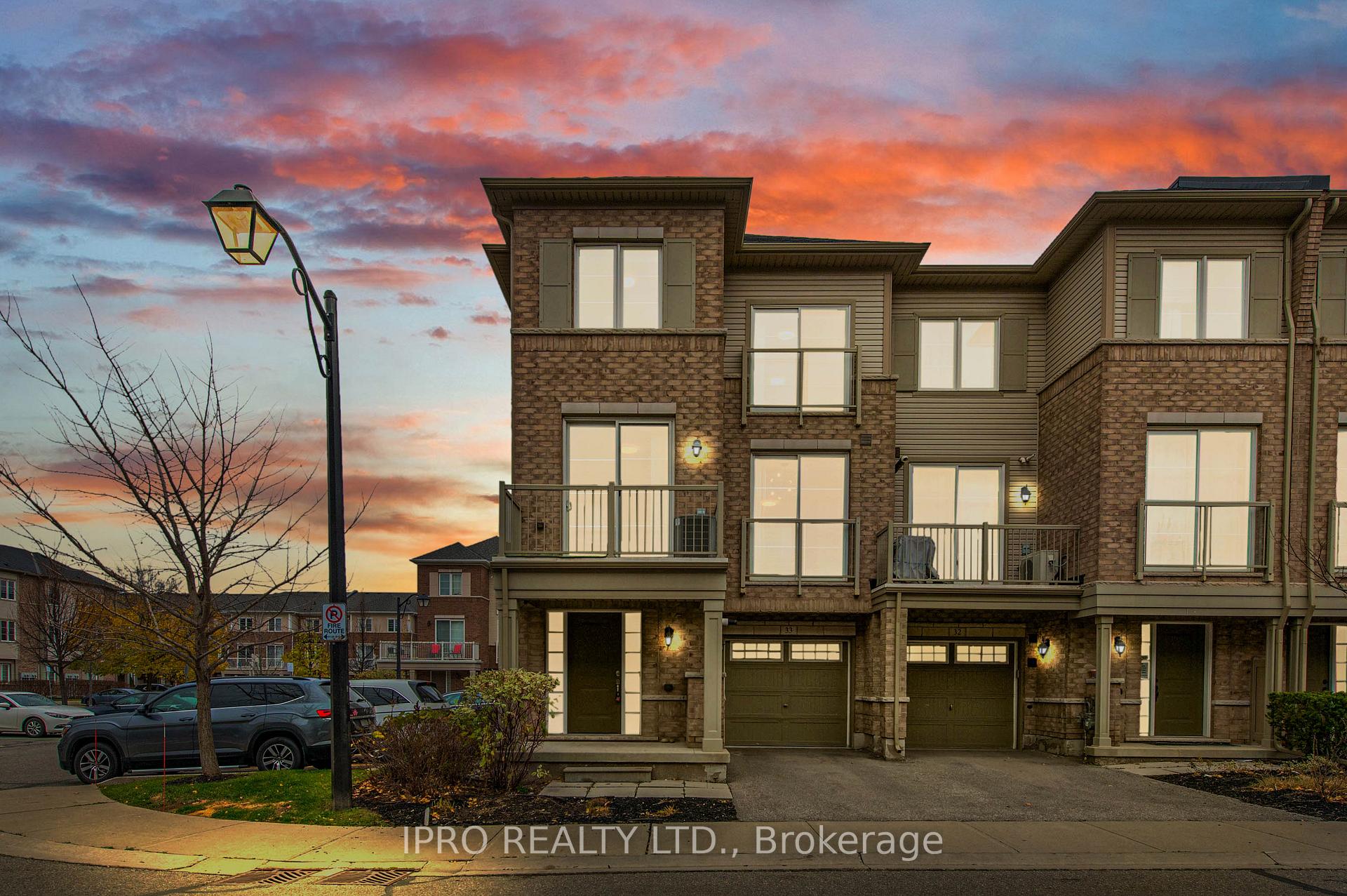 Photo 1 of Unit 33, 165 Hampshire Way, Milton, Dempsey — HOMEH