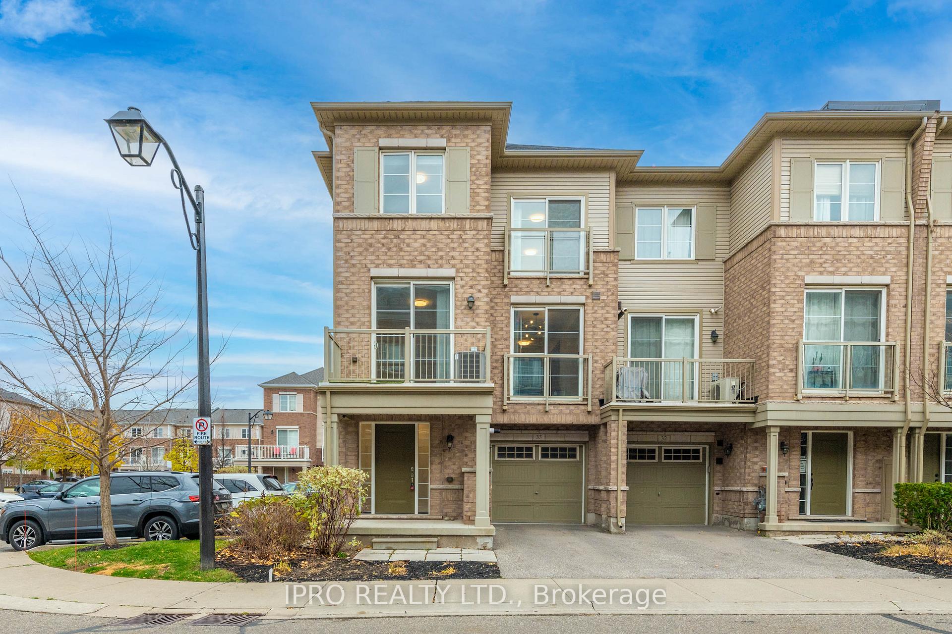 Photo 2 of Unit 33, 165 Hampshire Way, Milton, Dempsey — HOMEH