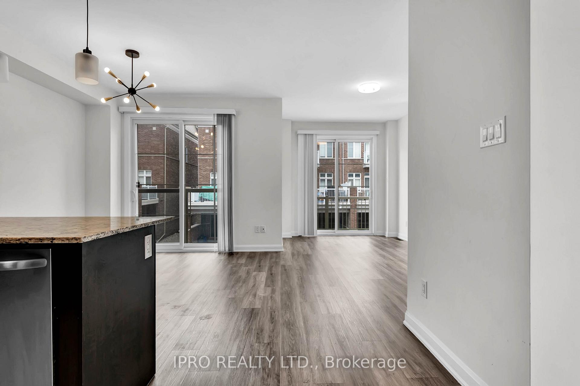 Photo 8 of Unit 33, 165 Hampshire Way, Milton, Dempsey — HOMEH