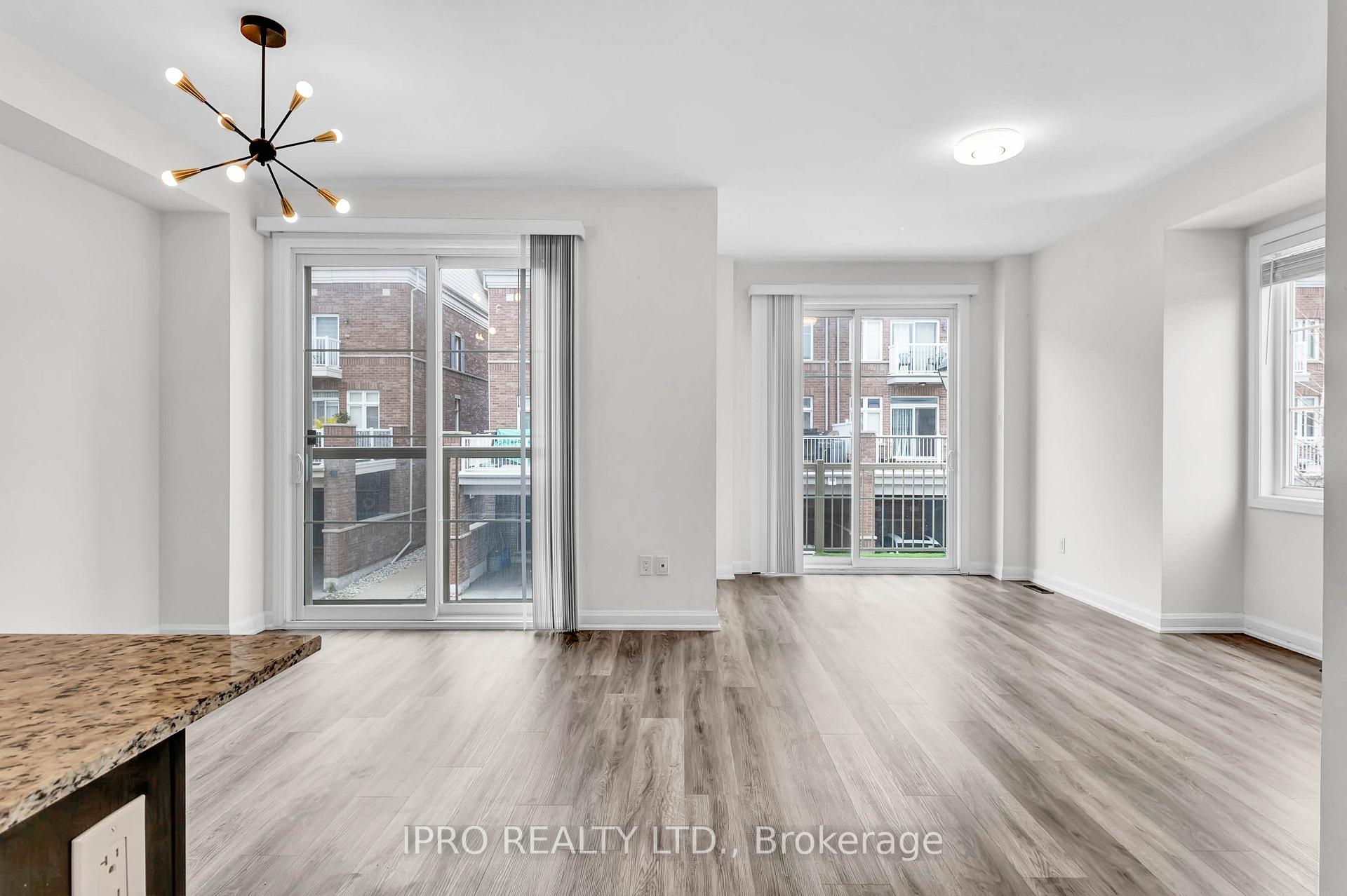 Photo 9 of Unit 33, 165 Hampshire Way, Milton, Dempsey — HOMEH