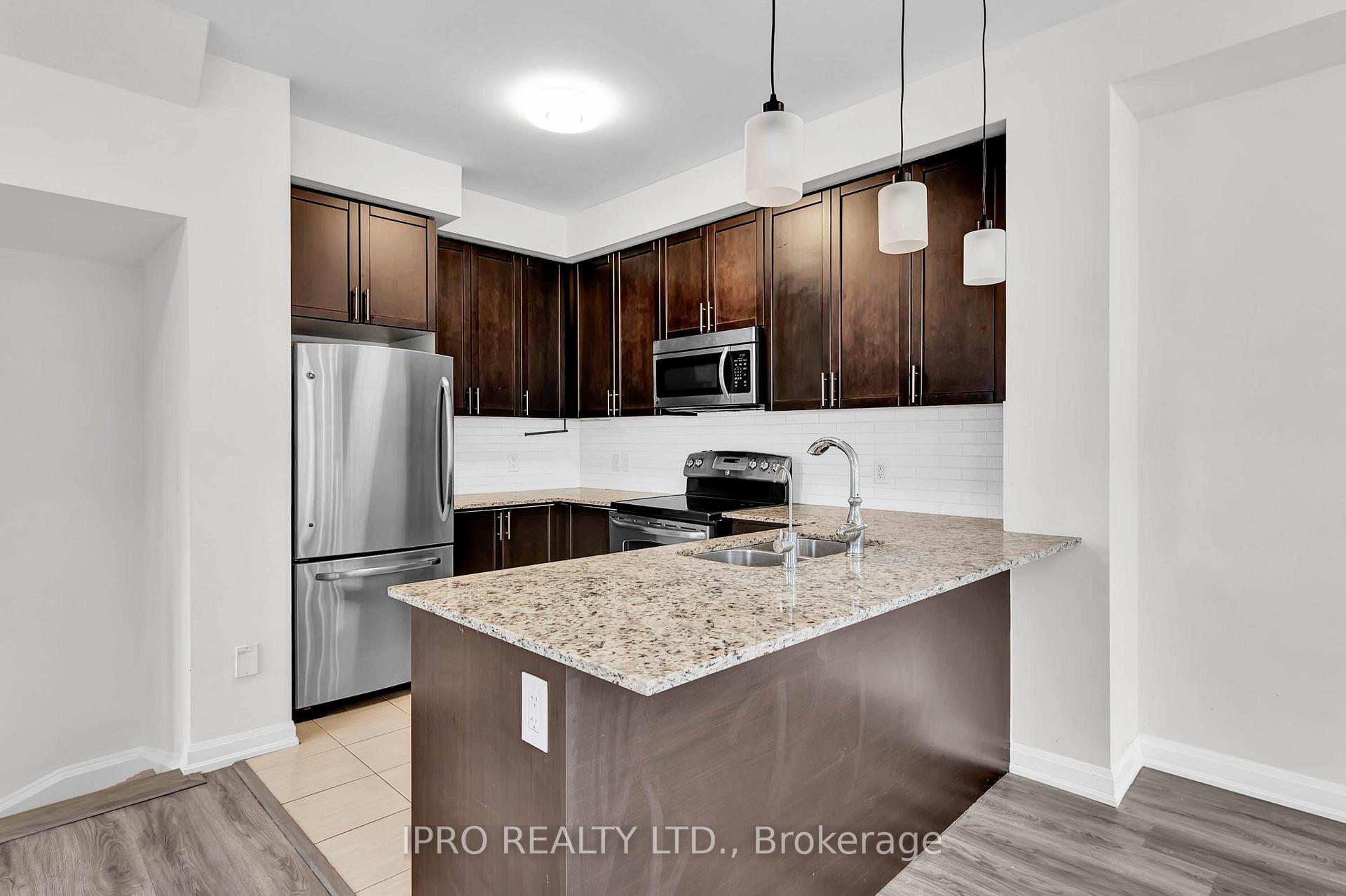 Photo 10 of Unit 33, 165 Hampshire Way, Milton, Dempsey — HOMEH