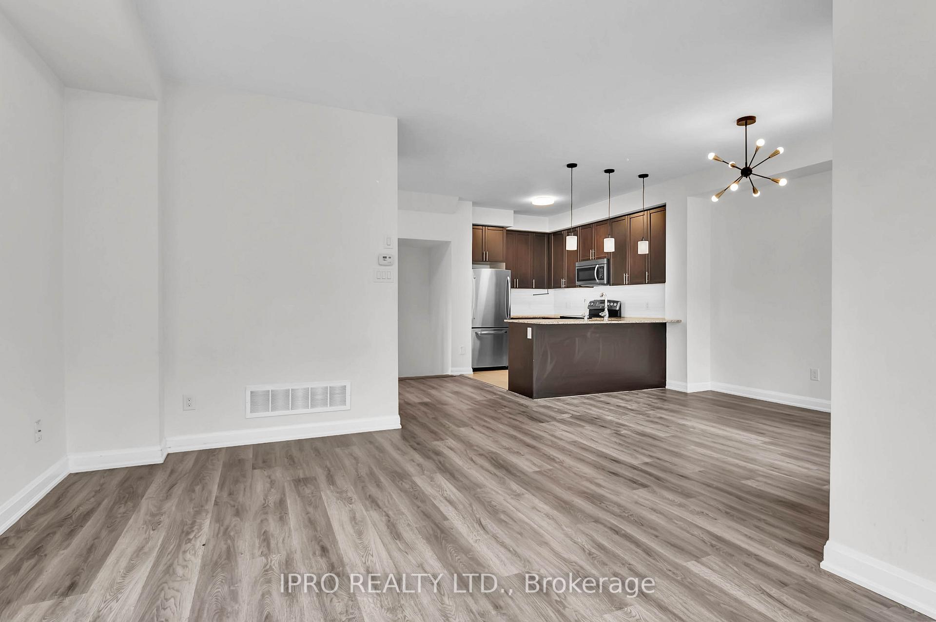 Photo 13 of Unit 33, 165 Hampshire Way, Milton, Dempsey — HOMEH