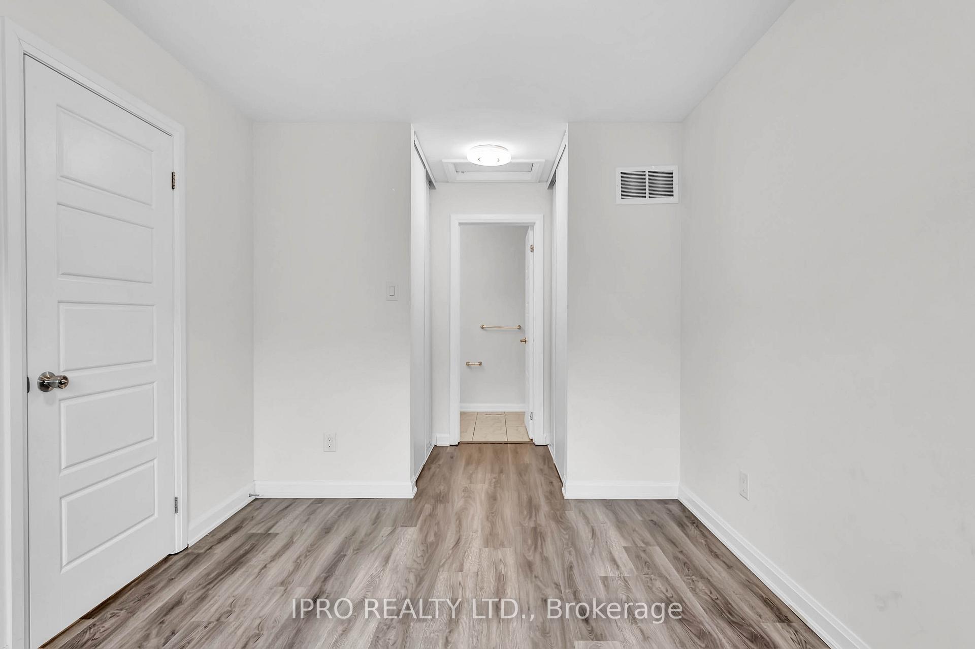 Photo 18 of Unit 33, 165 Hampshire Way, Milton, Dempsey — HOMEH