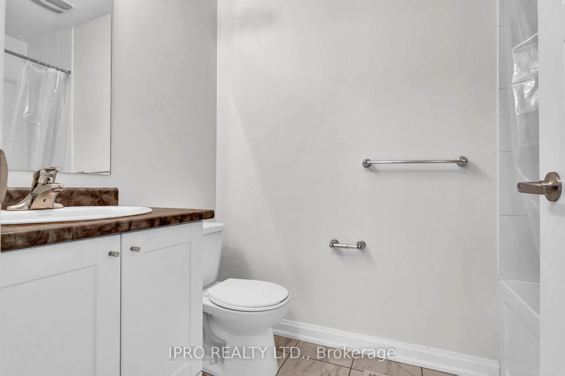 Photo 19 of Unit 33, 165 Hampshire Way, Milton, Dempsey — HOMEH