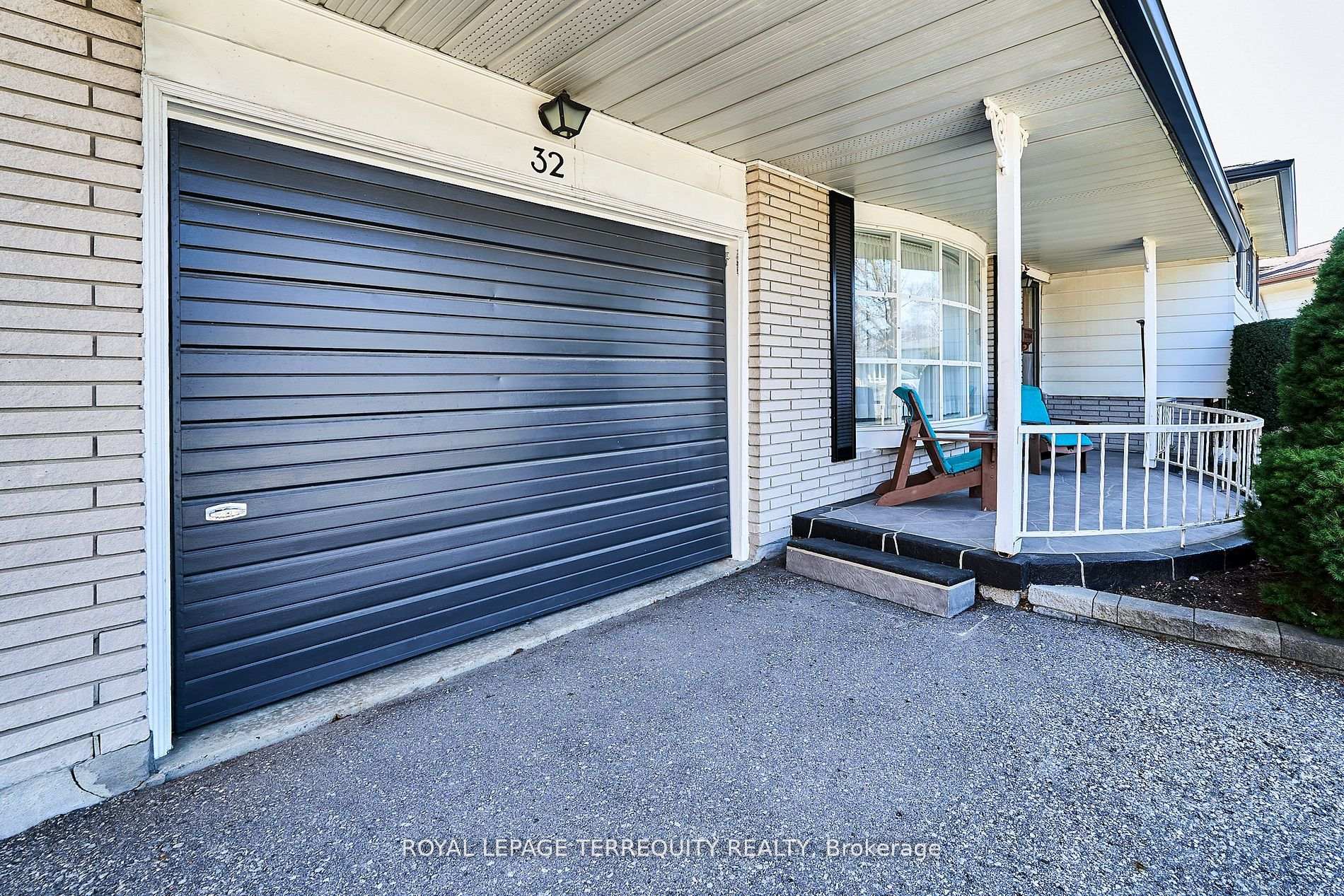 Photo 5 of 32 O'Dell Court, Ajax, South East — HOMEH