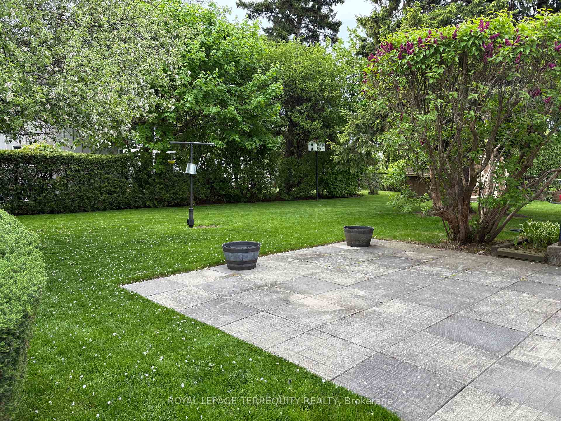 Photo 31 of 32 O'Dell Court, Ajax, South East — HOMEH