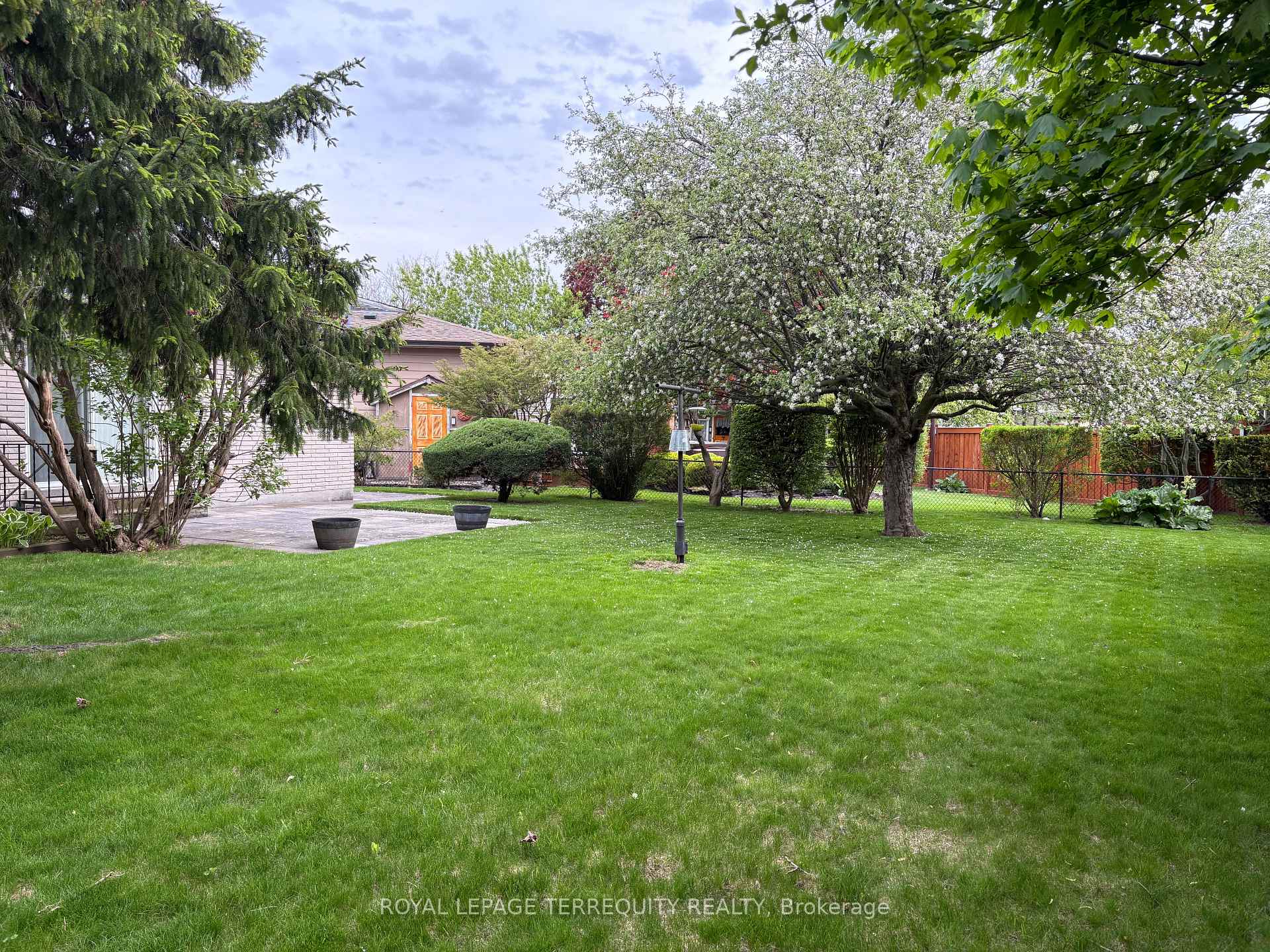Photo 34 of 32 O'Dell Court, Ajax, South East — HOMEH