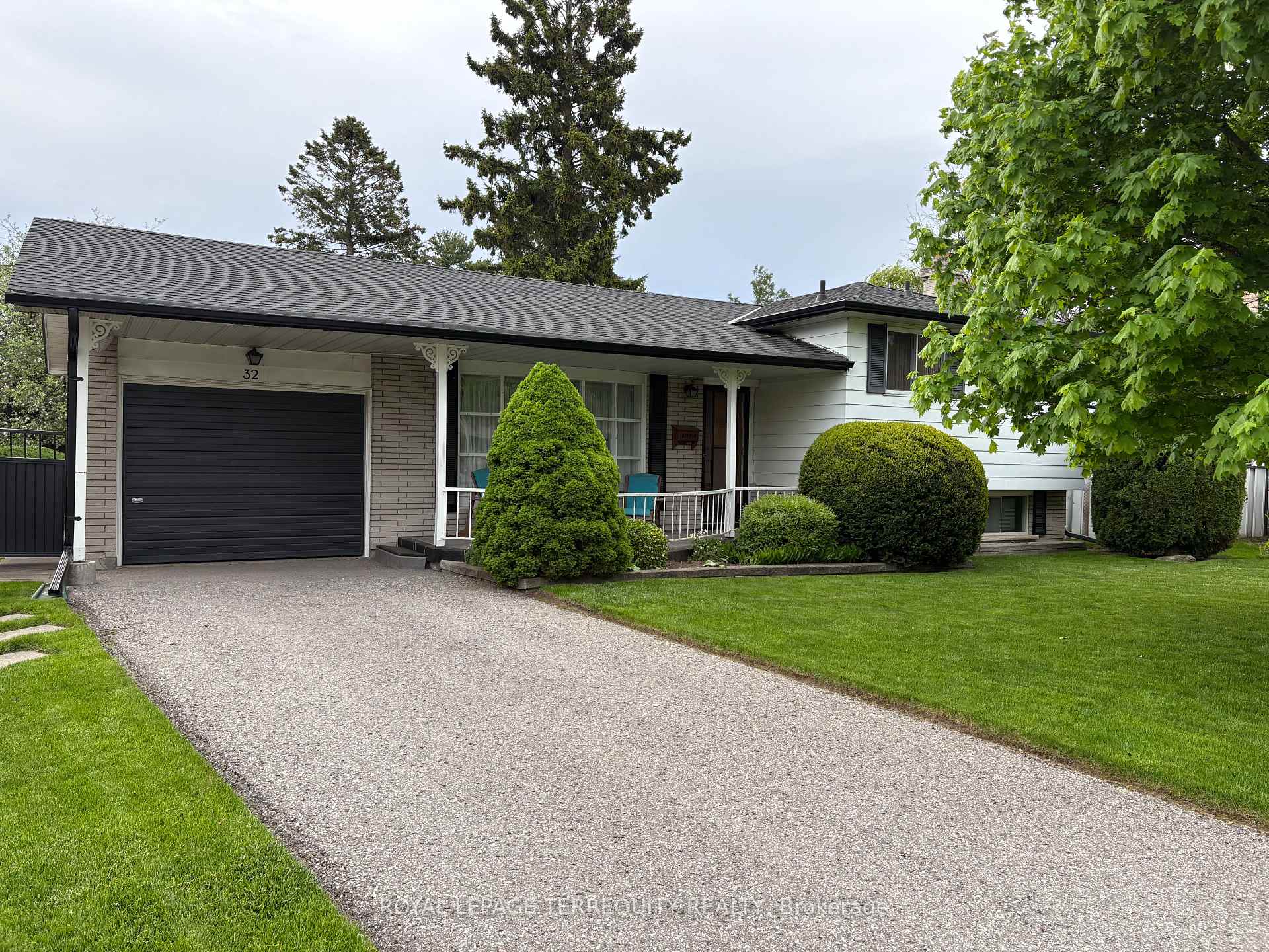 Photo 37 of 32 O'Dell Court, Ajax, South East — HOMEH