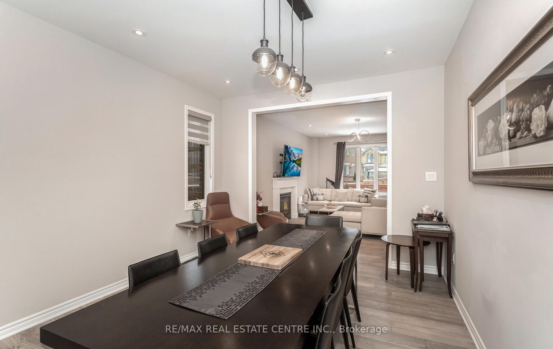 Photo 5 of 949 logan Drive, Milton, Cobban — HOMEH