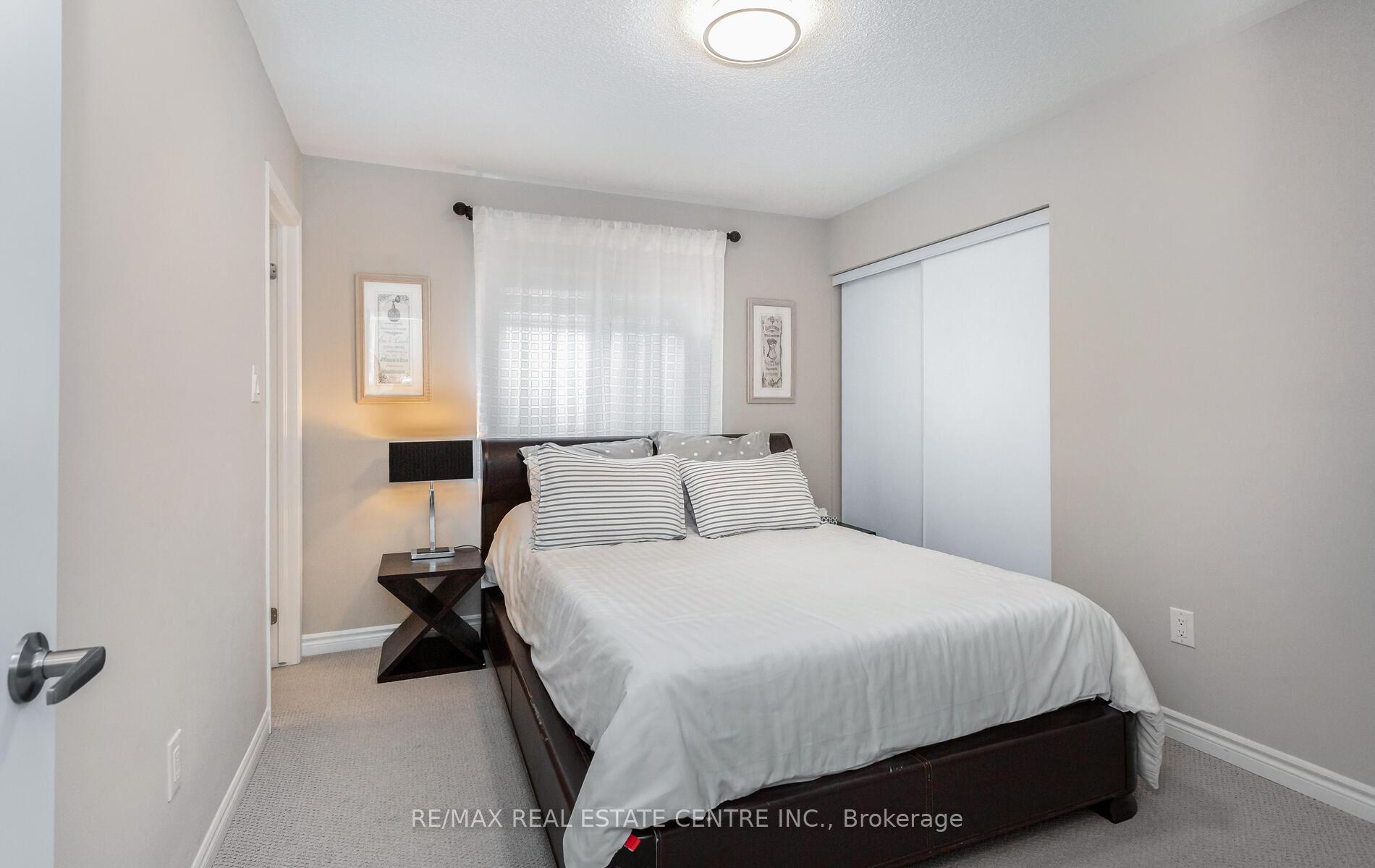 Photo 27 of 949 logan Drive, Milton, Cobban — HOMEH