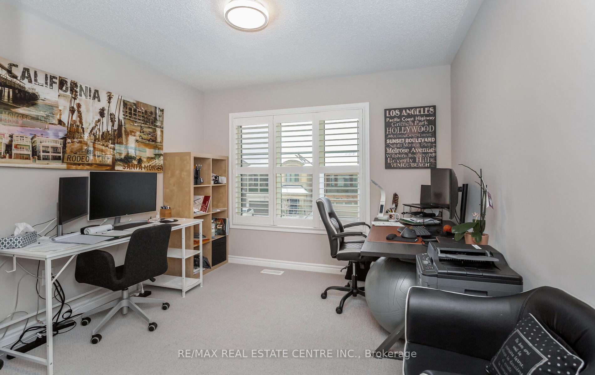 Photo 29 of 949 logan Drive, Milton, Cobban — HOMEH