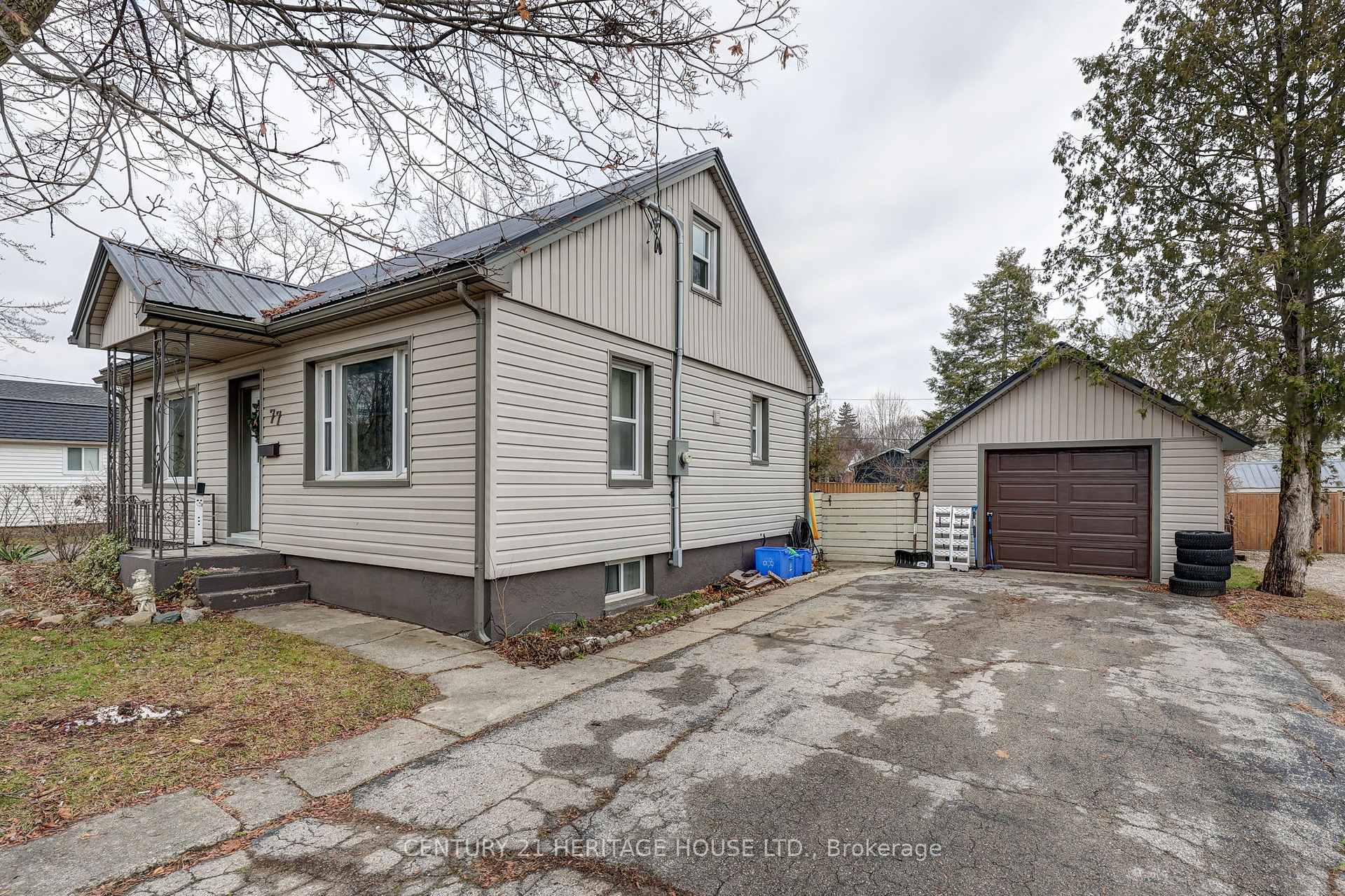 Photo 2 of 77 Fourth Avenue, Aylmer — HOMEH