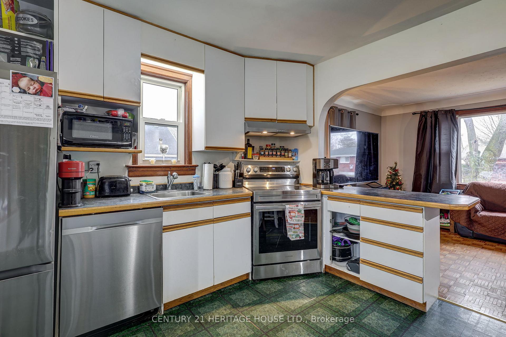 Photo 19 of 77 Fourth Avenue, Aylmer — HOMEH