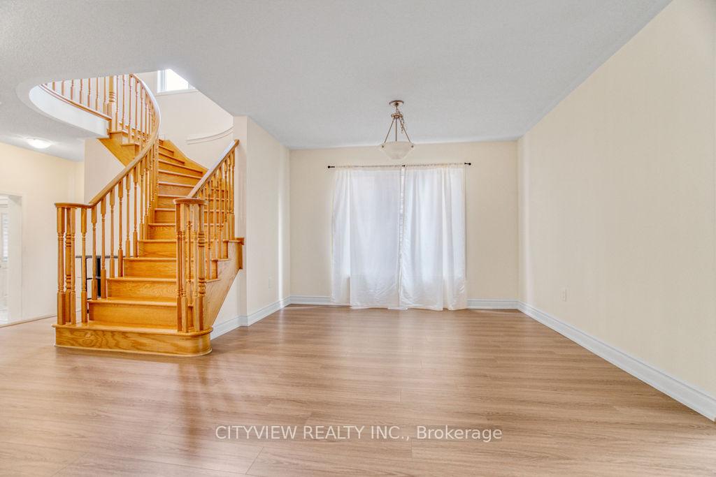 Photo 9 of 984 Dice Way E, Milton, Willmott — HOMEH