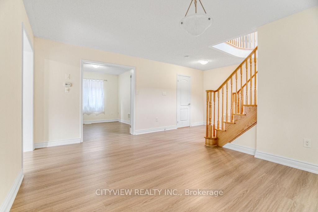 Photo 10 of 984 Dice Way E, Milton, Willmott — HOMEH