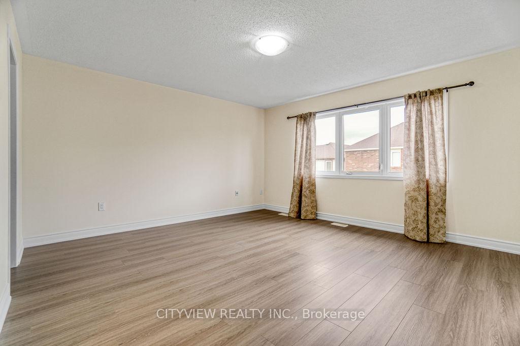 Photo 22 of 984 Dice Way E, Milton, Willmott — HOMEH